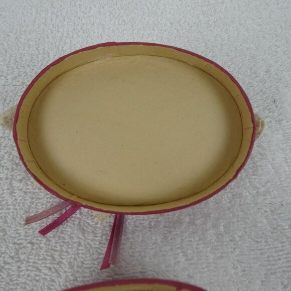 Vintage Sewing Box Pin Cushion Thread Button Organizer Storage 4 Inches Pink - Picture 8 of 10